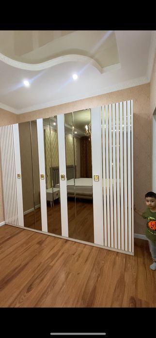 Спальный гарнитур