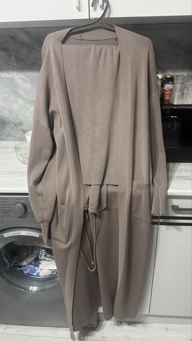 Женская одежда в отличном состоянии