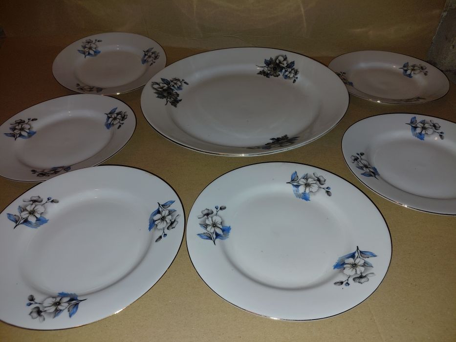 Перфектен винтидж сервиз за торта. Стар български порцелан