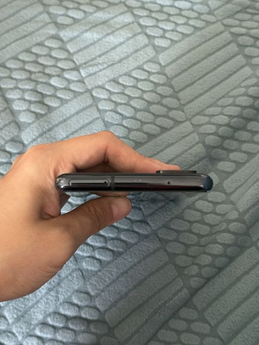 Продам Samsung S20FE 128Гб