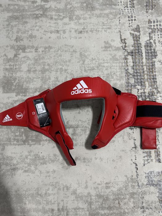 Новый шлем адидас