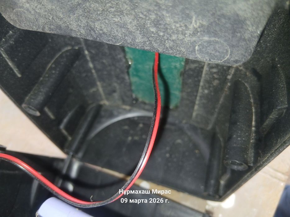 Колонка на солнечном батарей