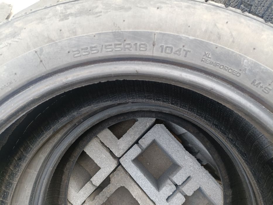 Продам зимные шины