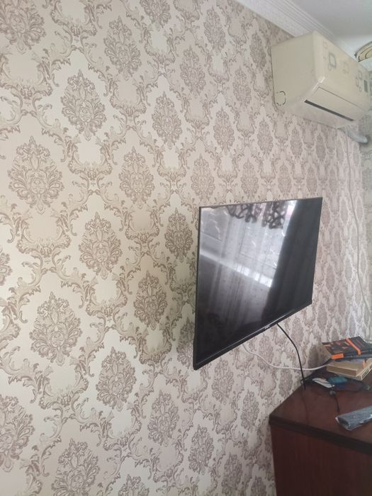 Телевизор Yasin 81 см
