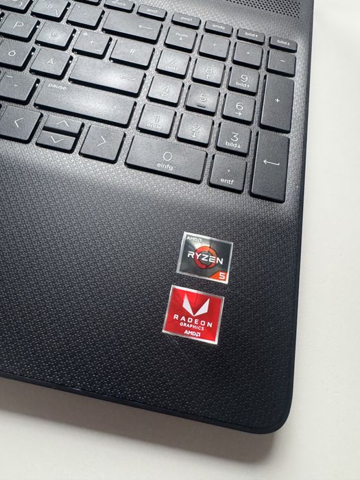 Laptop Hp Ryzen 5 3450U radeon vega mobile GFX