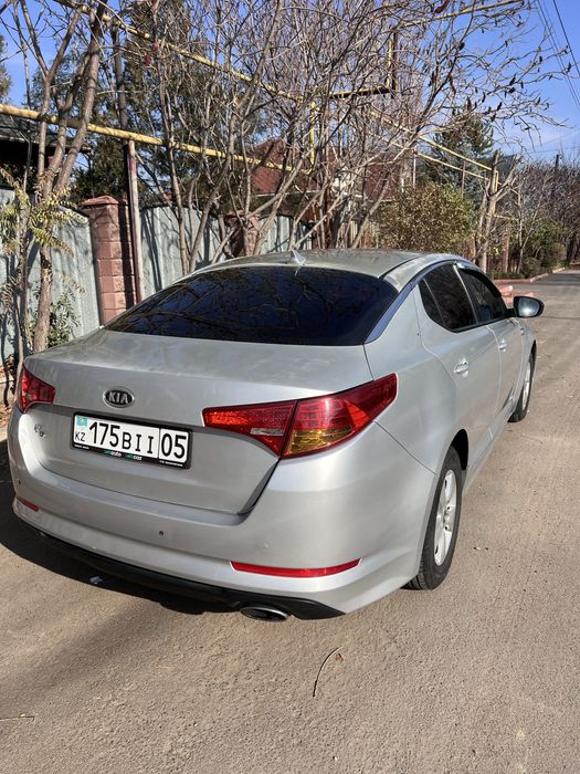 Kia K5 2011 года
