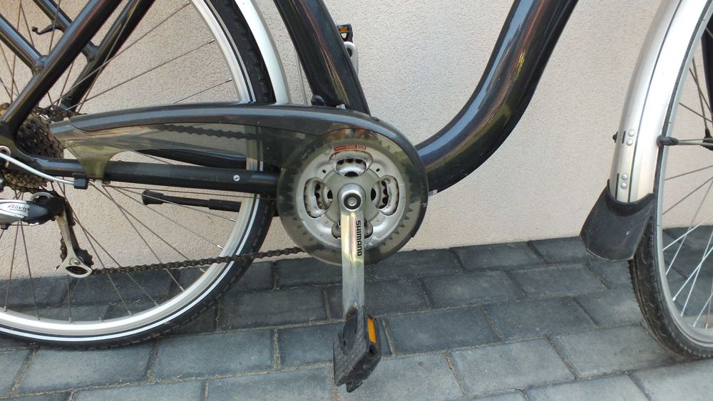 Bicicleta dama GIANT MONO, 21 viteze, roti 28x1,50, schimbatoare Shimano Alivio.