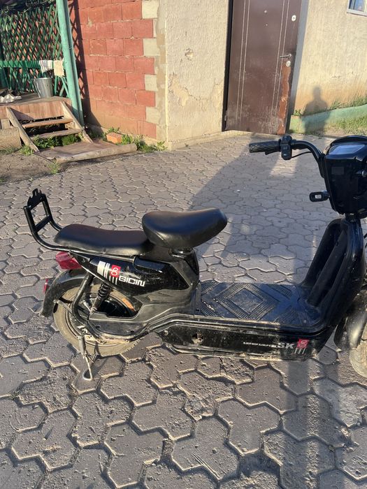 Электро мопед велосипед продам