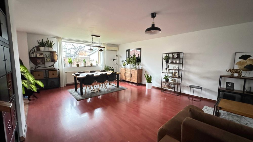 Proprietar vand vila Bucurestii Noi, 7 camere, P+M