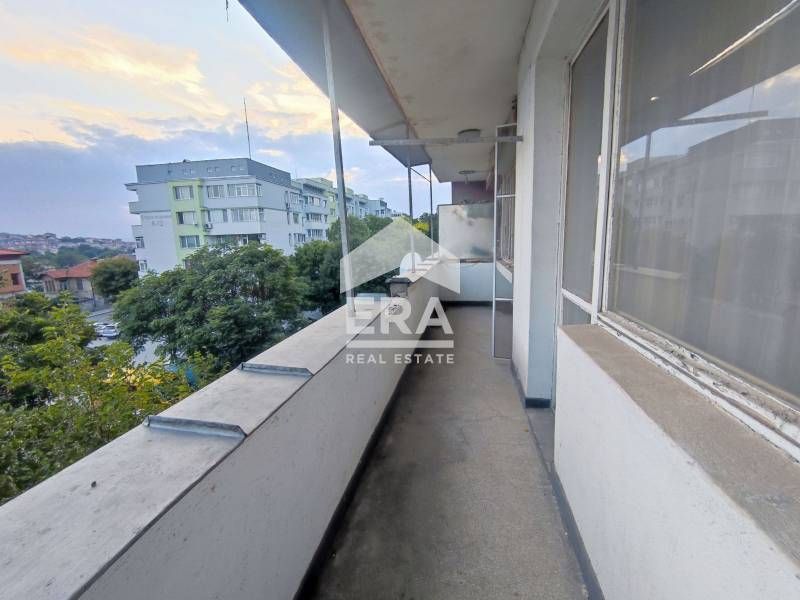 Продава се Тристаен апартамент в Хасково, Дружба 1 - 96 кв.м за 1073 €/кв.м - Снимка #8