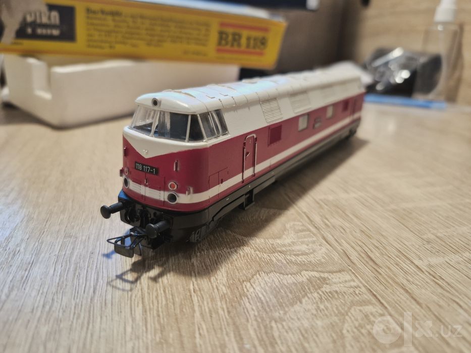 Модель piko тепловоз br118