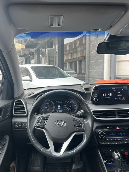 Hyundai  Tucson High-Tech Plus