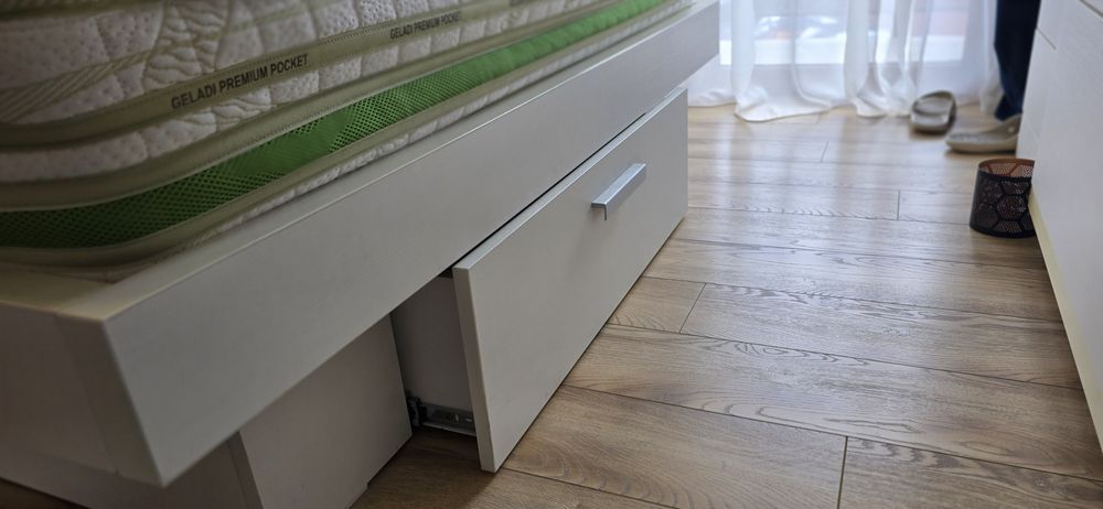 Pat dormitor 140+saltea Premium 28 cm