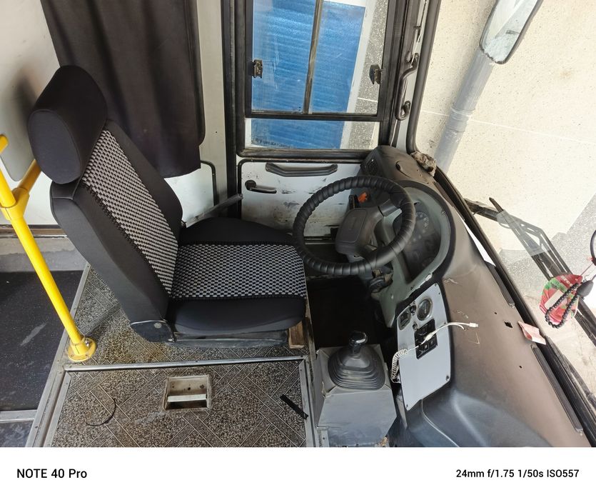 Автобус исузи 2011 - йил 2012 йил метан иккита Бир юз йигирматали