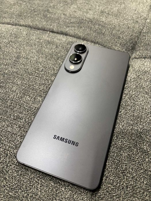 Samsung Galaxy S25 Edge 256GB възможен и бартер