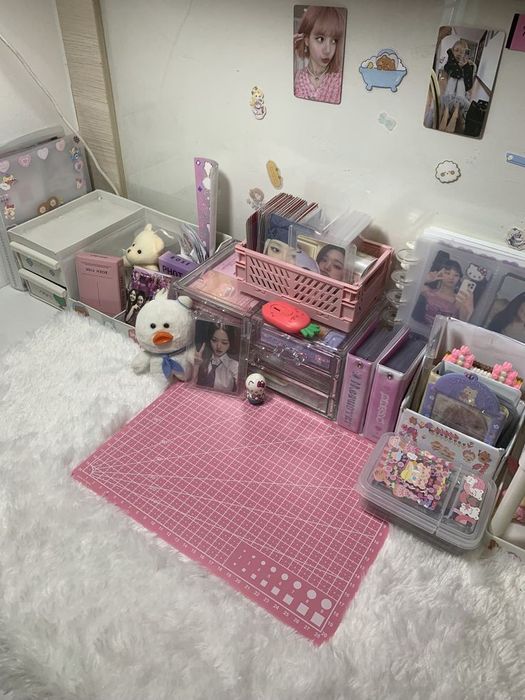 Продаю разные кпоп карточки