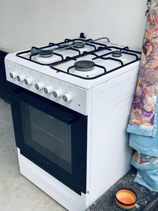 Газ плита продам хороший