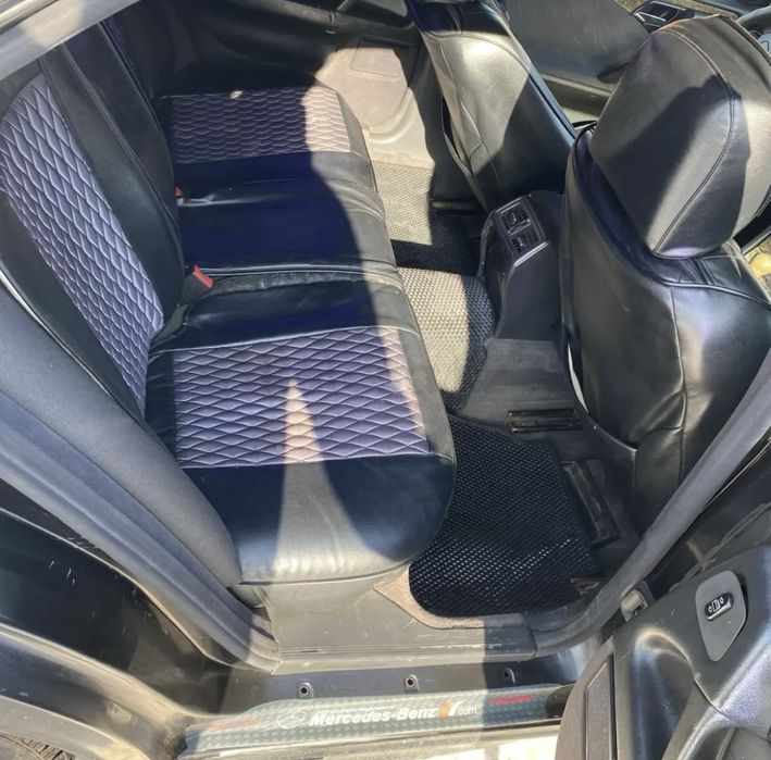 Продаю авто mers w210