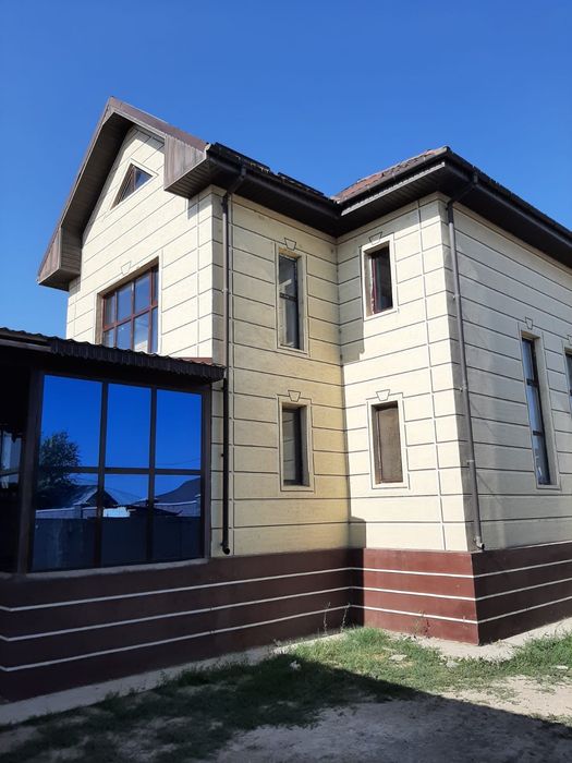 Продаетсия 2 х этажный дом