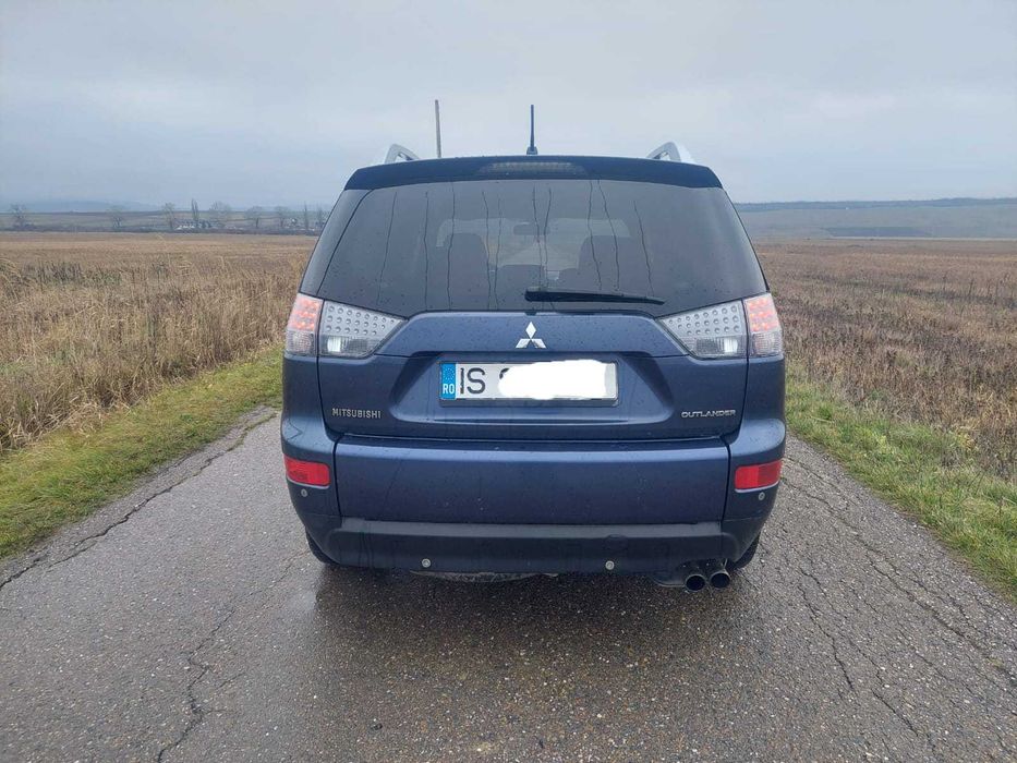 Vând/Schimb Mitsubishi Outlander 2008, 7 locuri