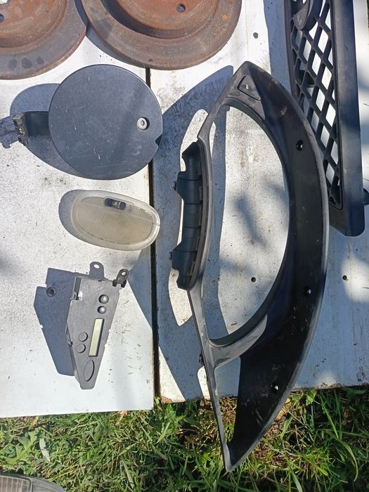 Vând piese Ford focus 1.8 tdci