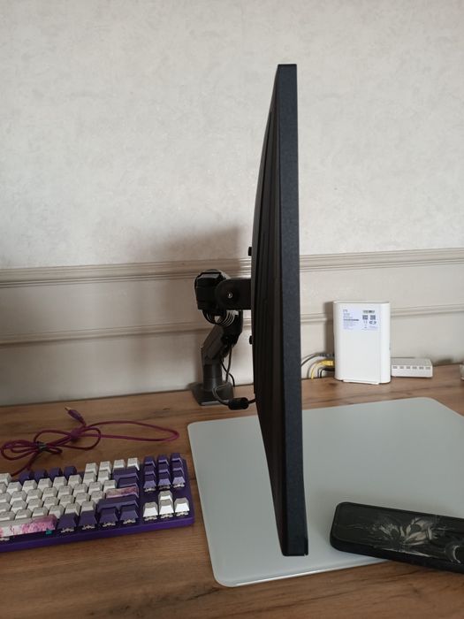 продаётся игровой монитор