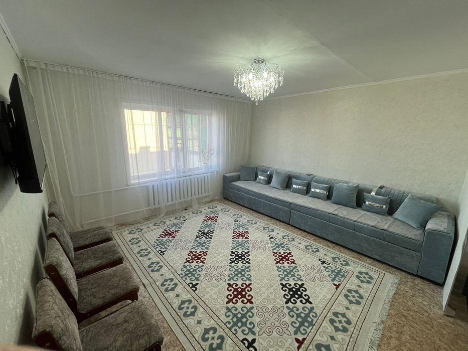 Продам  4х комнатную квартиру