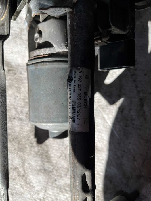 Моторче предни чистачки Volkswagen Golf 6 2008-