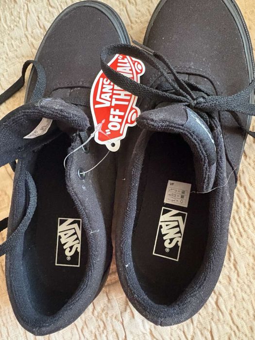Vans кецове черни 36.5