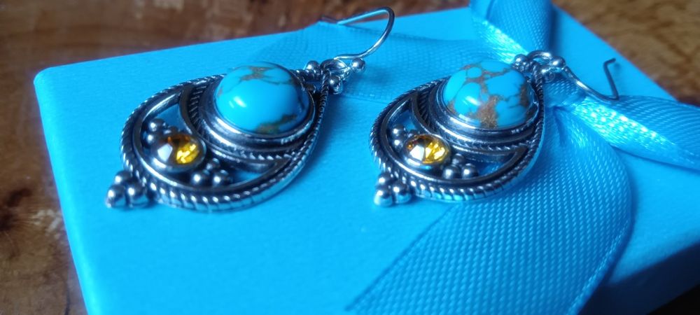 Винтидж комплект бижута в кралски стил за жени, елегантни ажурни обеци от цинкова сплав с многослойна висулка, моден аксесоар за ежедневно носене и по