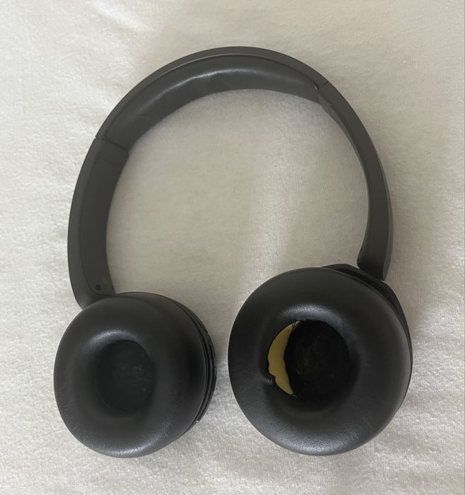 Слушали Sony WH-CH520, Apple ear pods 3