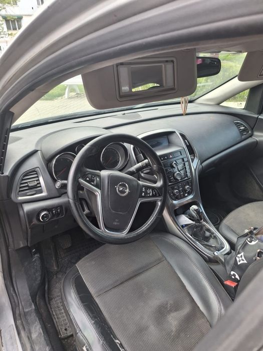 Opel astra j sport