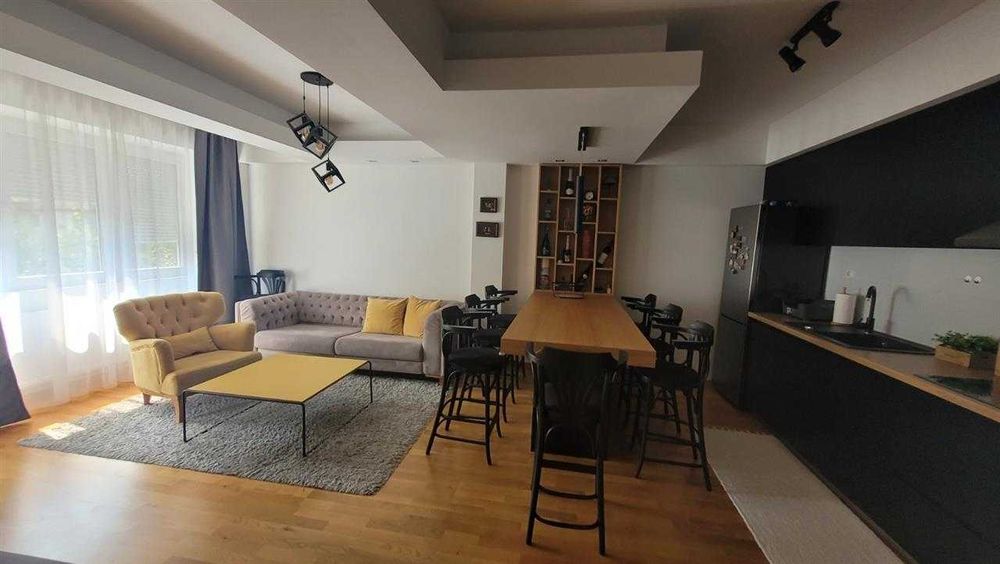 Дава се под наем Двустаен апартамент в Бургас, Братя Миладинови - 63 кв.м за 178.5 € - Снимка #1