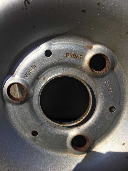 Гуми с джанти 15 3x112.5 за смарт smart