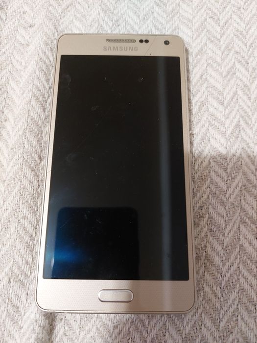 Продаётся телефон на запчасти