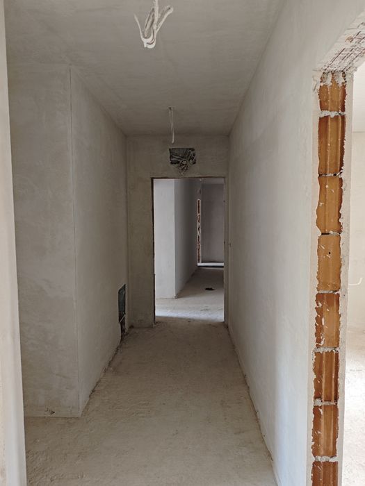 Двустаен апартамент в Център