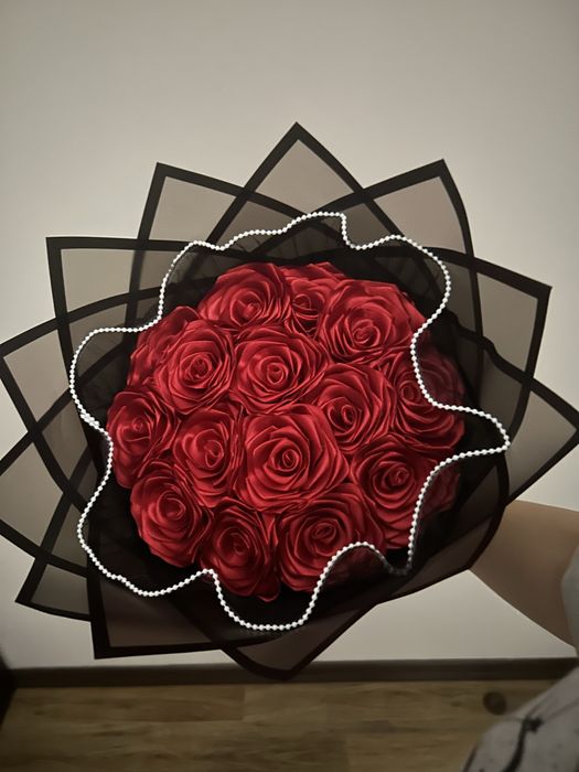 Buchet 15 trandafiri din satin