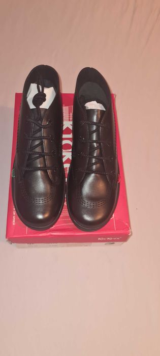 Ghete  damă Kickers