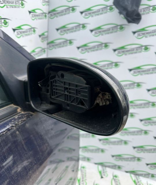 Oglinda dreapta electrica Ford Focus prima generatie