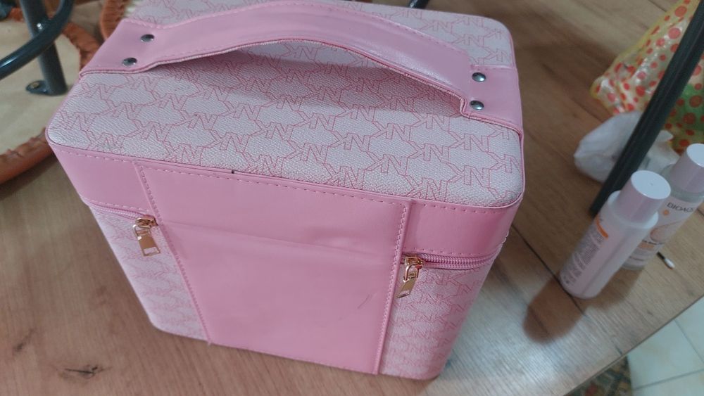 Косметическая сумка