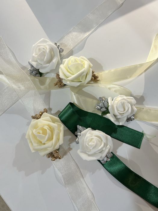 Сватбени бутониери