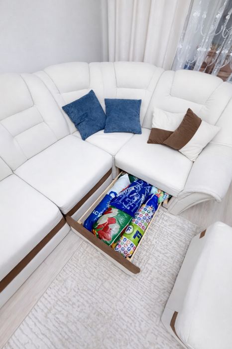 Диван раскладывающийся