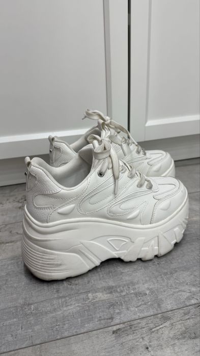 Кецове Bershka 37
