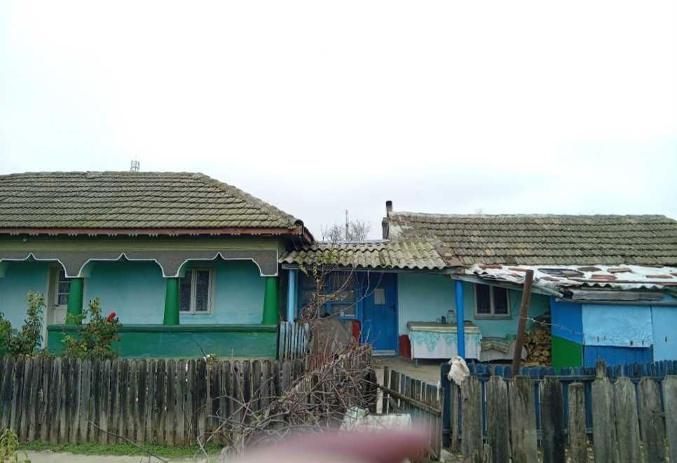Casa traditionala si teren generos Făcăeni, Ialomița