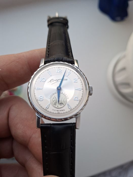 Продам часы СССР Спутник,