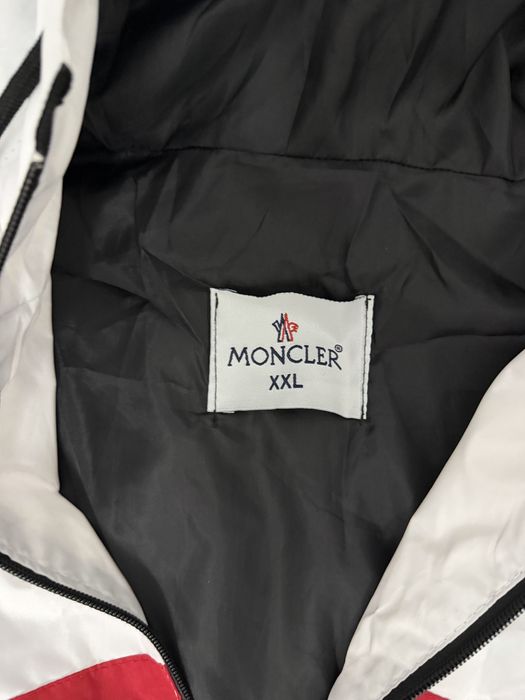 Ветровка Moncler