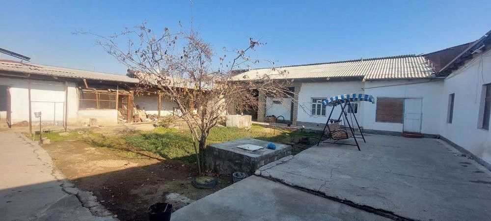 Ҳужжати тоза Қаршида шинам ва кенг ҳовли сотувда