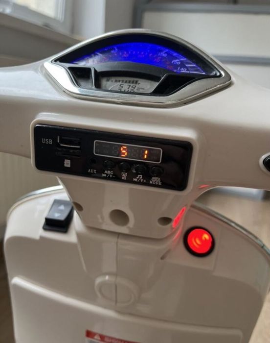 Мотоцикл детский vespa