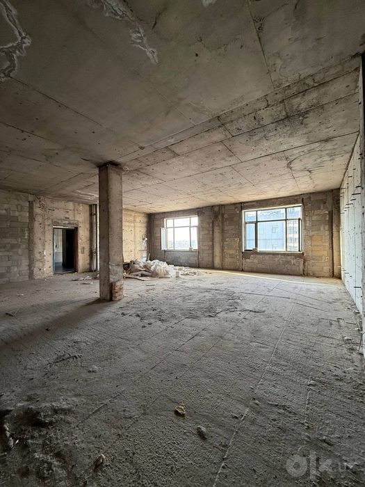 Продается 4х ком квартира, ЖК Дипломат, ор-р: ул. Нукусская, 134м²