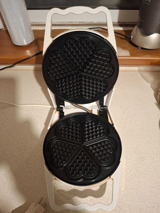 Гофретник Rohnson